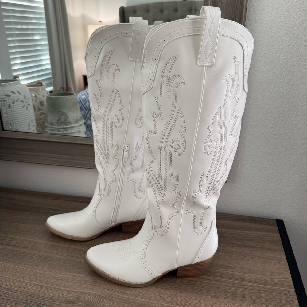 White Western Cowgirl Boots New 10